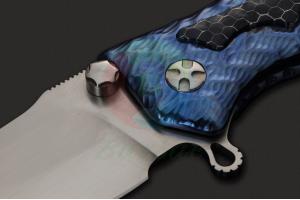 手工刀匠DDR Darrel Ralph达雷尔·拉尔夫GH-3D Blue蜂巢纹钛合金柄弹簧助力快开折刀