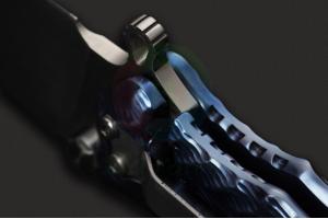 手工刀匠DDR Darrel Ralph达雷尔·拉尔夫GH-3D Blue蜂巢纹钛合金柄弹簧助力快开折刀