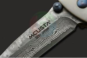 日本正品进口MCUSTA传世家徽MC-0015D大马士革钢合成大理石柄绅士战术口袋折叠刀