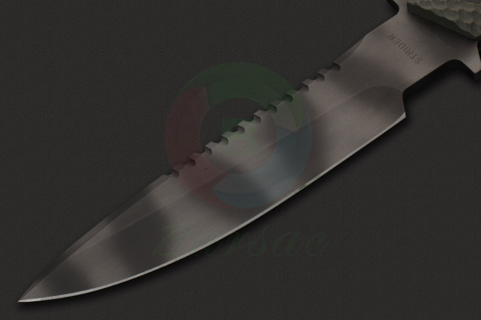 STRIDER挺进者的MT是最常被用来测试的刀款之一，也是STRIDER矛头式刀型的经典代表作