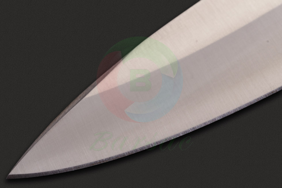 库德曼的这款战术直刀采用优质级钼钒钢为刃材，辅以先进的热处理工艺，保证刀钢具备最强硬、耐用之特性