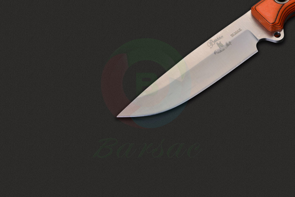BUSSE巴斯战斗刀公司专为用户提供最高品质、坚固耐用、可进行最艰难使用的刀具作品
