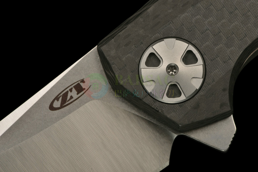 从1974年起，美国的Kai刀厂致力于研发生产具创新性的刀具产品，旗下两个品牌「Kershaw」、「旬(Shun)」主攻不同的产品线，都获得市场好评