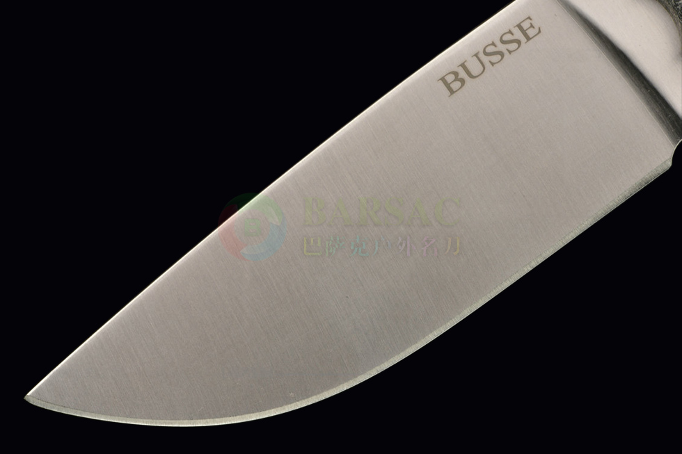 BUSSE巴斯战斗刀公司专为用户提供最高品质、坚固耐用、可进行最艰难使用的刀具作品